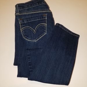 Levi's 524 super low rise size 9 juniors